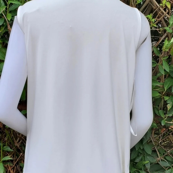 Tommy Hilfiger keyhole sleeveless  top XL..1X - Picture 5 of 9